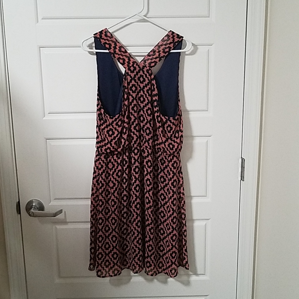Patterned Dress - Picture 2 of 3